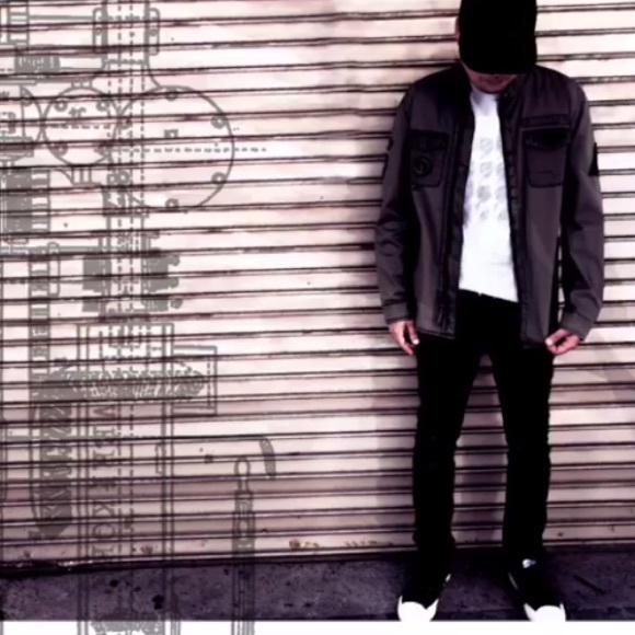 Meet your Posher, J - Picture 3 of 3